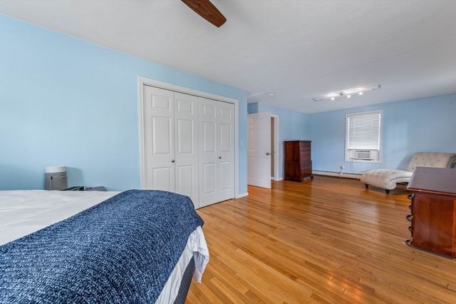 77 Oakcrest Drive, North Attleboro, MA 02760