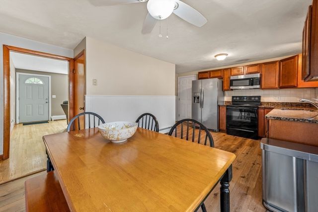 77 Oakcrest Drive, North Attleboro, MA 02760