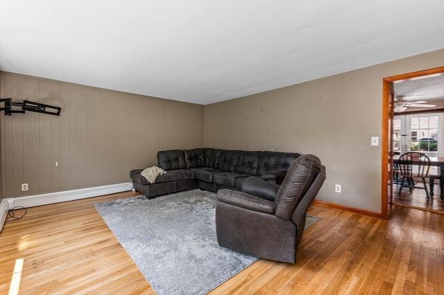 77 Oakcrest Drive, North Attleboro, MA 02760