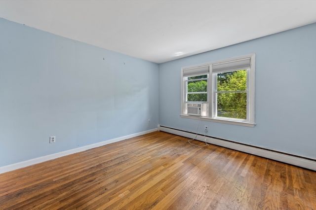 77 Oakcrest Drive, North Attleboro, MA 02760