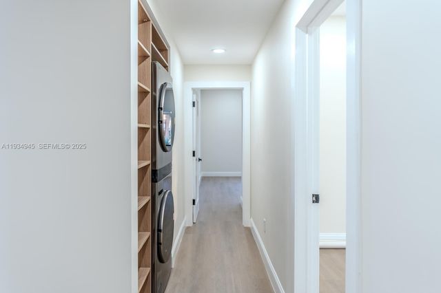 4144 Alton Rd, Miami Beach, FL 33140