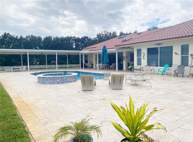 6550 SW 183rd Way, Southwest Ranches, FL 33331