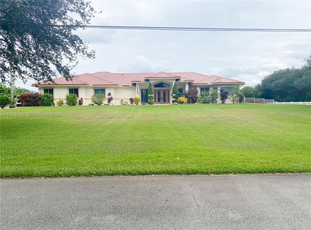 6550 SW 183rd Way, Southwest Ranches, FL 33331