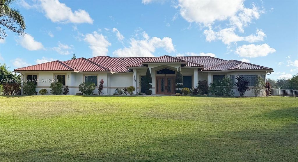 6550 SW 183rd Way, Southwest Ranches, FL 33331