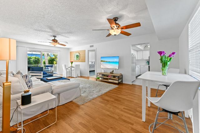 1250 Sugar Sands Boulevard 210, Riviera Beach, FL 33404