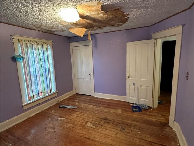 509 S Shaw Street, Richmond, MO 64085