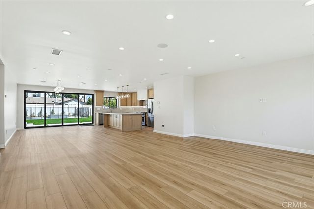 12509 Emelita, Valley Village, CA 91607