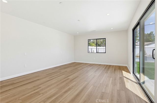 12509 Emelita, Valley Village, CA 91607