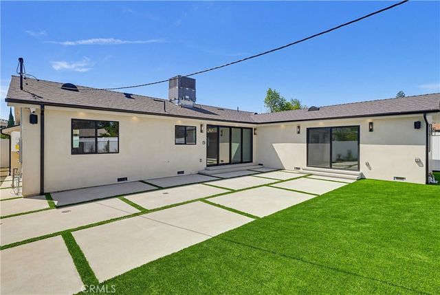 12509 Emelita, Valley Village, CA 91607