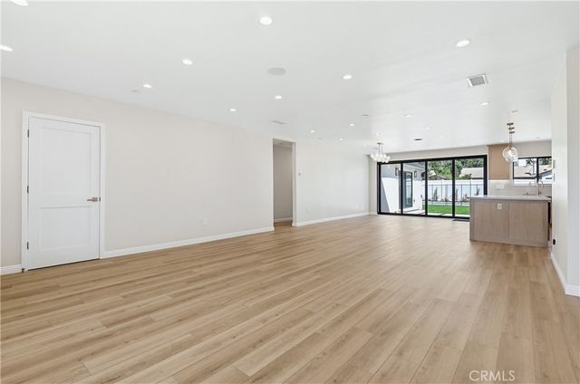 12509 Emelita, Valley Village, CA 91607