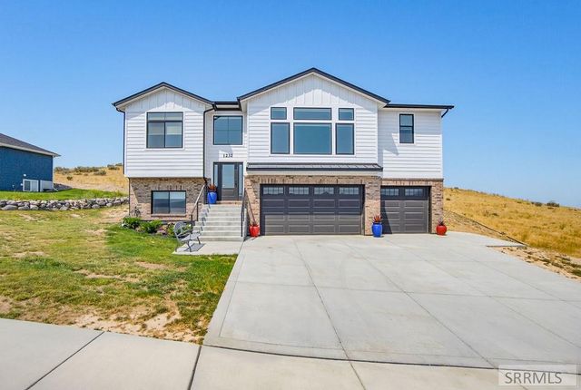 1232 Gathe Dr, Pocatello, ID 83204