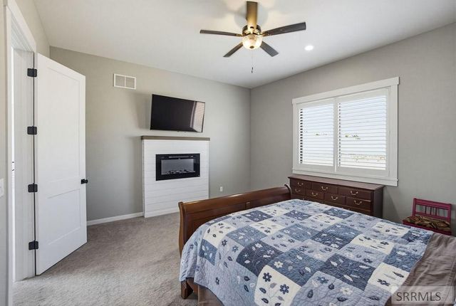 1232 Gathe Dr, Pocatello, ID 83204