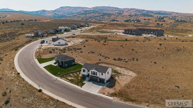 1232 Gathe Dr, Pocatello, ID 83204