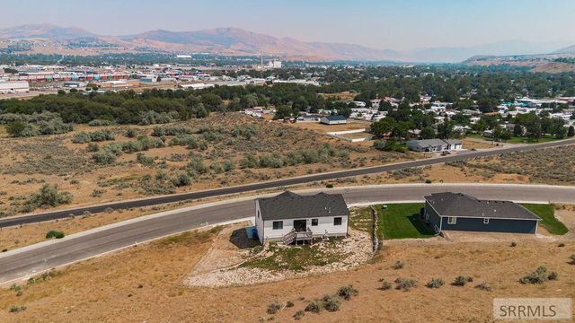 1232 Gathe Dr, Pocatello, ID 83204
