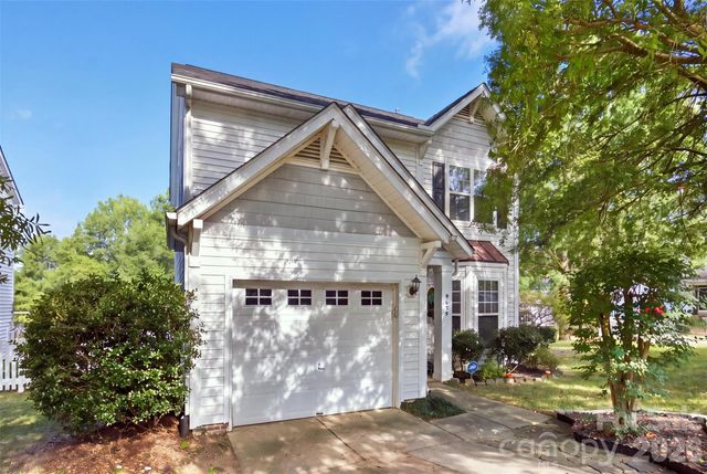 9639 Corbett Square Lane, Charlotte, NC 28214