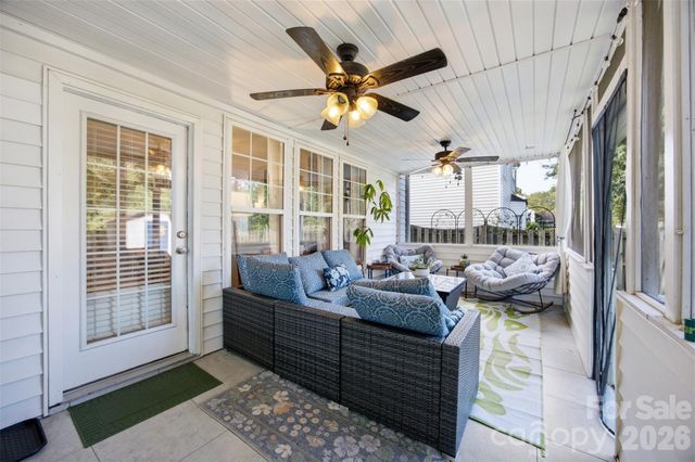 9639 Corbett Square Lane, Charlotte, NC 28214