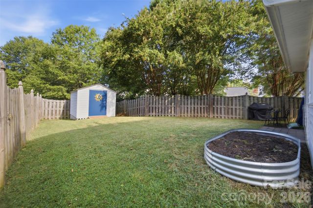9639 Corbett Square Lane, Charlotte, NC 28214