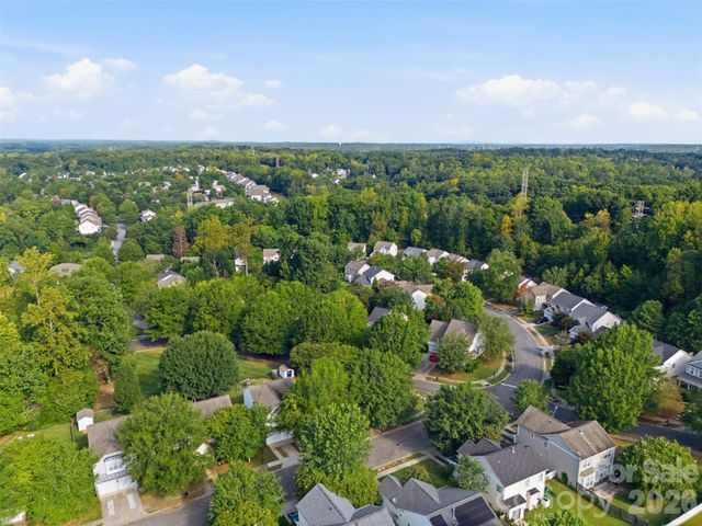 9639 Corbett Square Lane, Charlotte, NC 28214