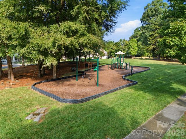 9639 Corbett Square Lane, Charlotte, NC 28214