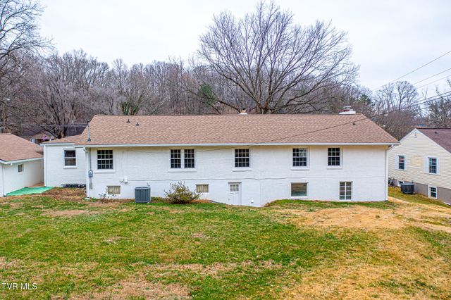 315 Walker Street, Kingsport, TN 37665