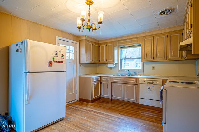 315 Walker Street, Kingsport, TN 37665