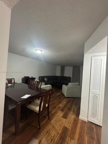 2800 Someset Drive 404, Lauderdale Lakes, FL 33311