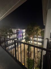2800 Someset Drive 404, Lauderdale Lakes, FL 33311