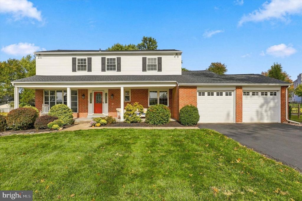 947 PATRIOT DR, LANSDALE, PA 19446 — exterior