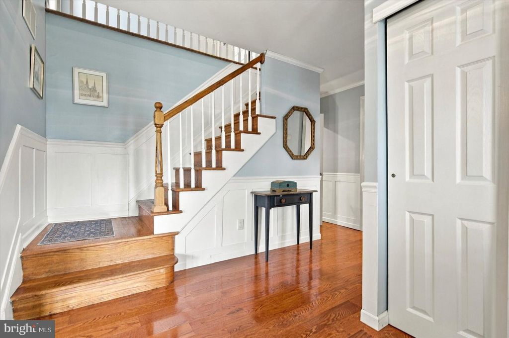 947 PATRIOT DR, LANSDALE, PA 19446 — photo 2