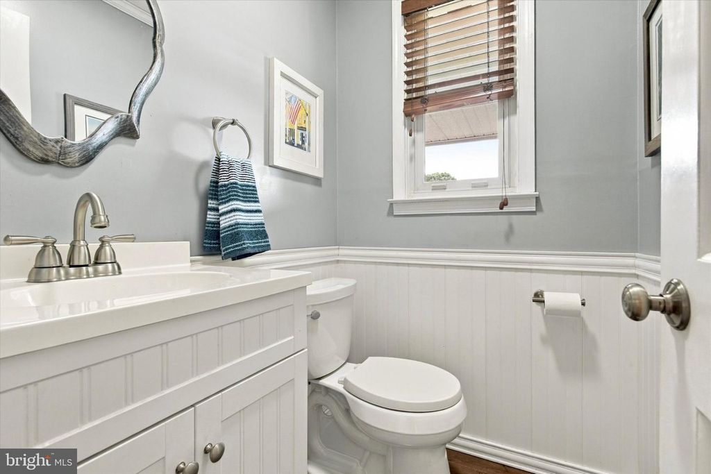 947 PATRIOT DR, LANSDALE, PA 19446 — photo 5