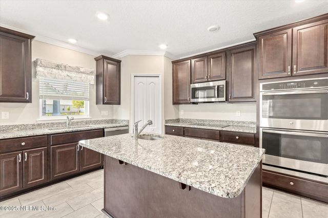 122 TUMBLED STONE Way, St. Augustine, FL 32086