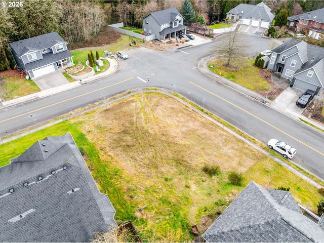 267 W BEACON HILL Dr, Longview, WA 98632