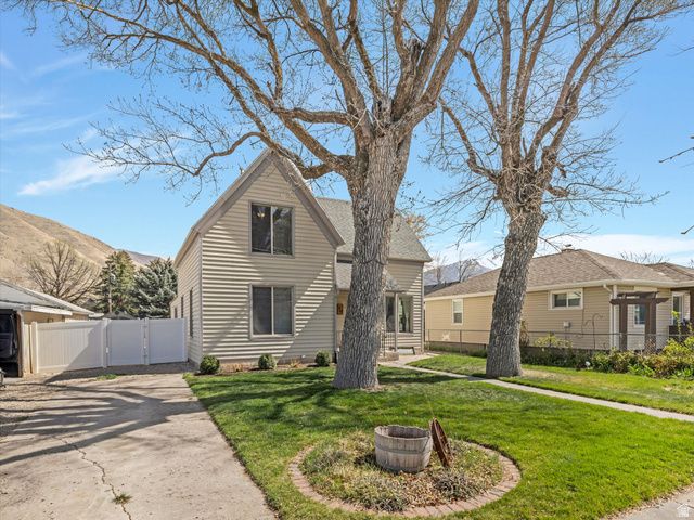 30 N 200 E, Springville, UT 84663