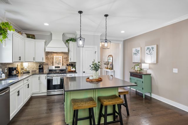 735 Plowson Rd, Mount Juliet, TN 37122