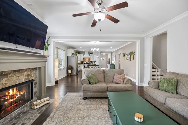 735 Plowson Rd, Mount Juliet, TN 37122