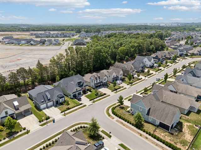 735 Plowson Rd, Mount Juliet, TN 37122