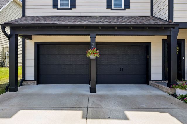 735 Plowson Rd, Mount Juliet, TN 37122