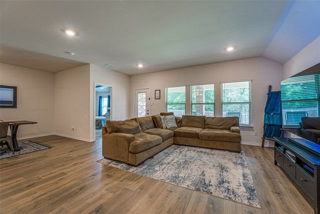 1519 Running Brook Court, Kaufman, TX 75142