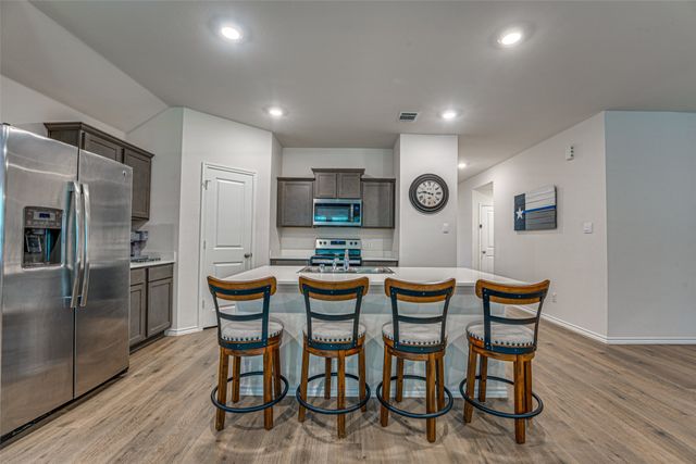 1519 Running Brook Court, Kaufman, TX 75142