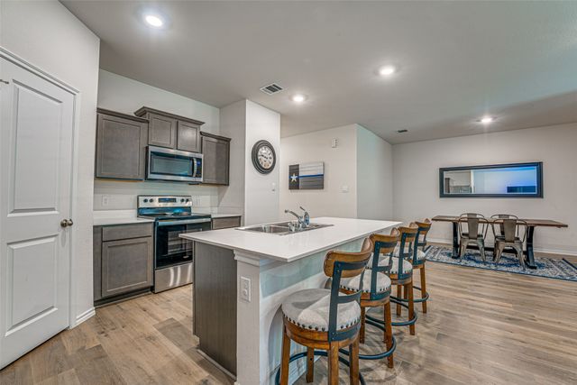 1519 Running Brook Court, Kaufman, TX 75142