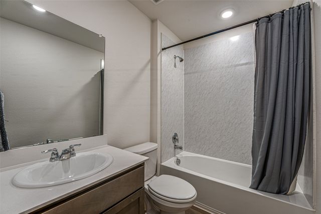 1519 Running Brook Court, Kaufman, TX 75142