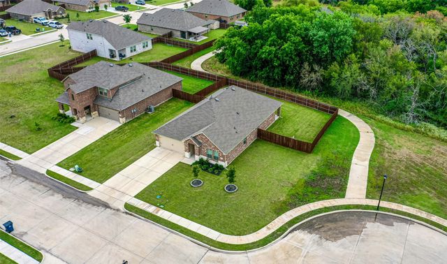 1519 Running Brook Court, Kaufman, TX 75142