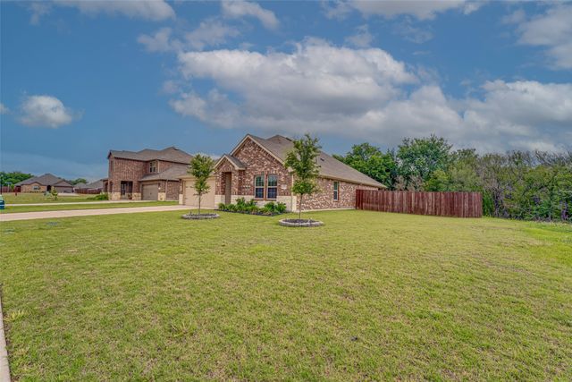 1519 Running Brook Court, Kaufman, TX 75142