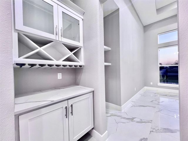 1156 Spanish Drive, Dayton, TX 77535
