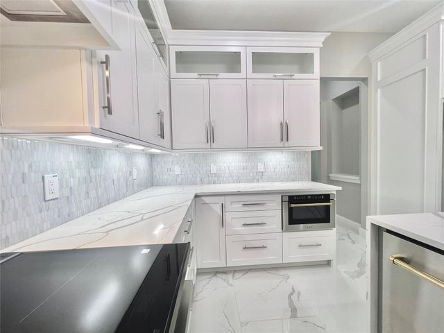 1156 Spanish Drive, Dayton, TX 77535