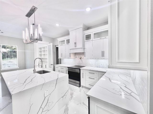 1156 Spanish Drive, Dayton, TX 77535