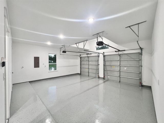 1156 Spanish Drive, Dayton, TX 77535