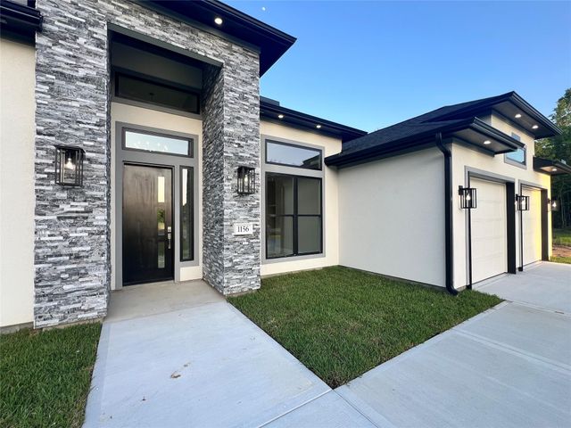 1156 Spanish Drive, Dayton, TX 77535