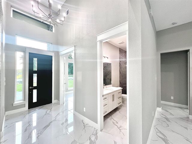 1156 Spanish Drive, Dayton, TX 77535