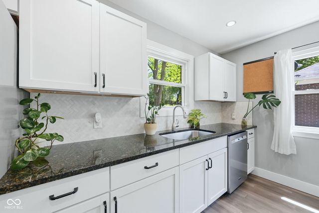 3225 Medford Avenue, Indianapolis, IN 46222